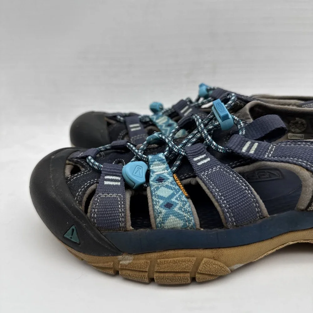 KEEN Newport H2 Navy Blue Waterproof Bumper Toe Hiking Trail Sandal Women Size 7